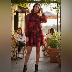 Beautiful, short holiday dress